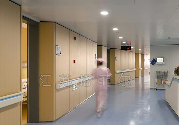 ���ى���