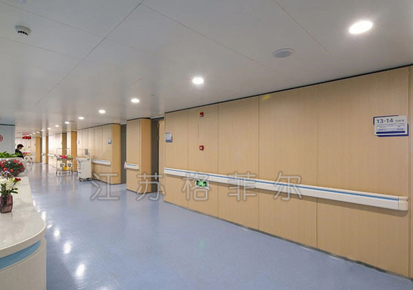 ���ى���