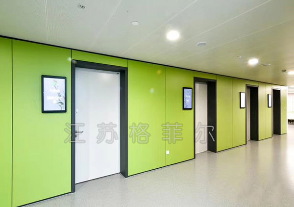 ���ى���